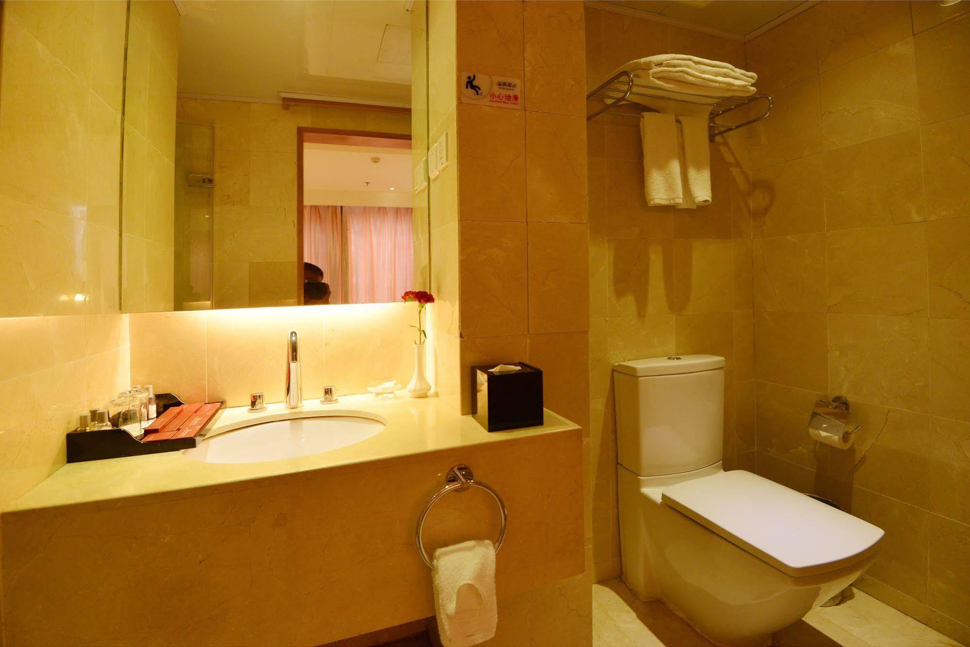 Qingdao Wu Sheng Guan Holiday Hotel Экстерьер фото