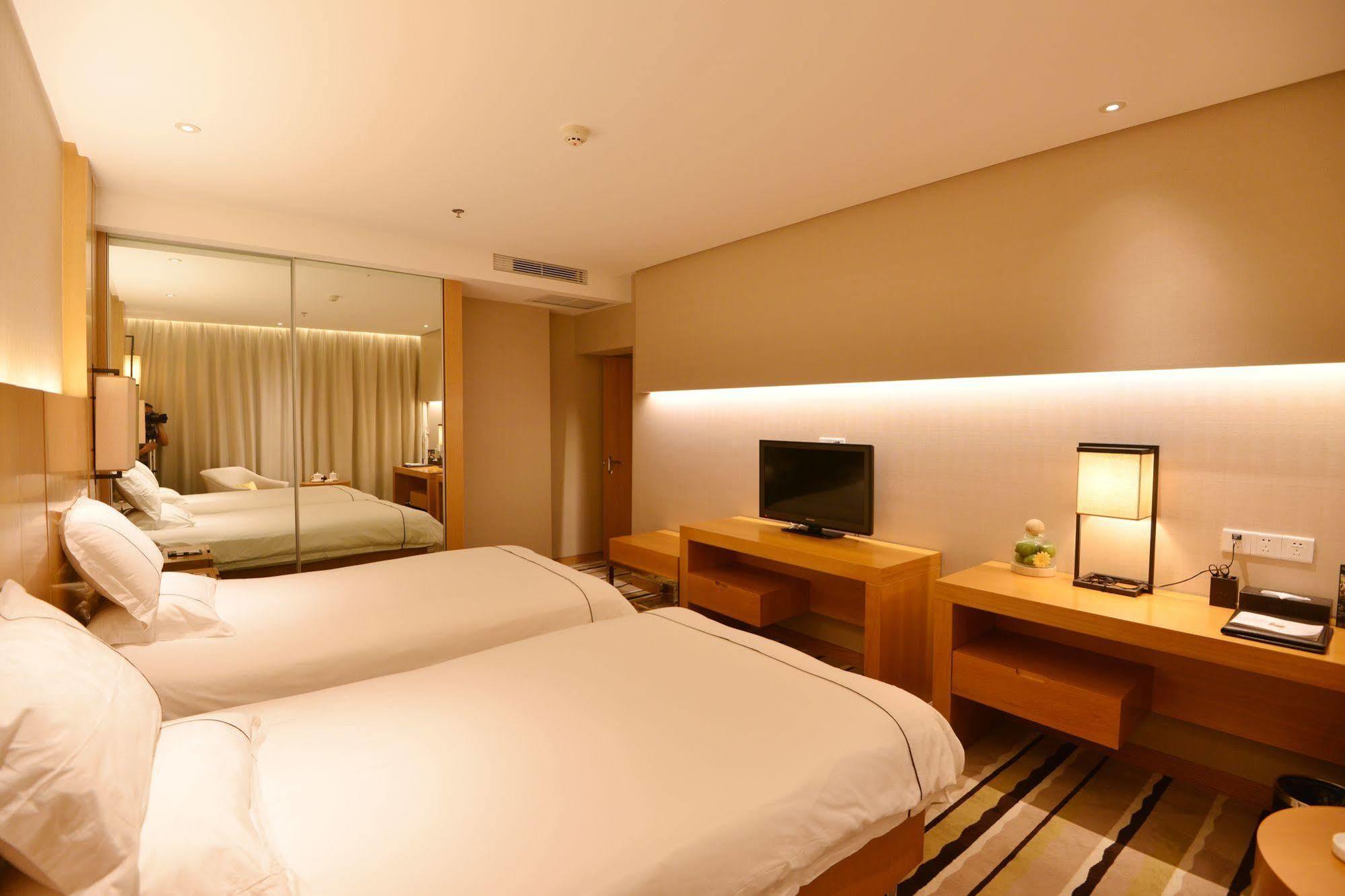 Qingdao Wu Sheng Guan Holiday Hotel Экстерьер фото